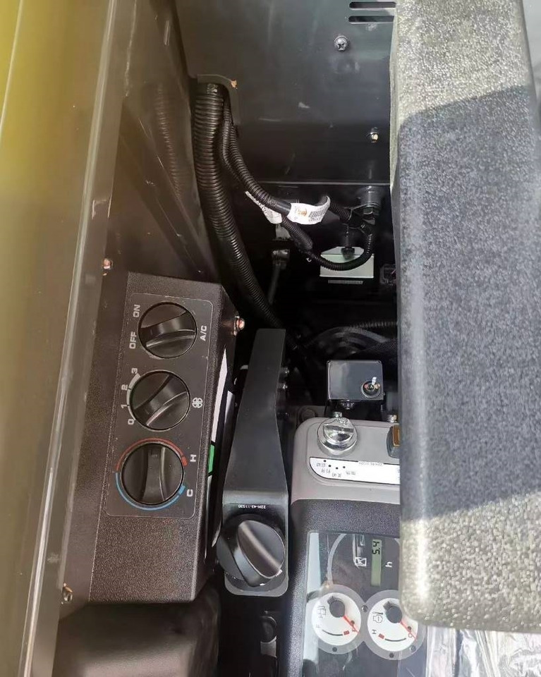 Komatsu PC 58 - Miniexcavadora: foto 5 Komatsu PC 58 - Miniexcavadora: foto 5