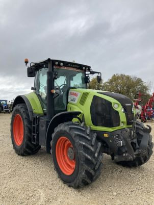 Claas AXION 820 CEBIS - Tractor: foto 2 Claas AXION 820 CEBIS - Tractor: foto 2