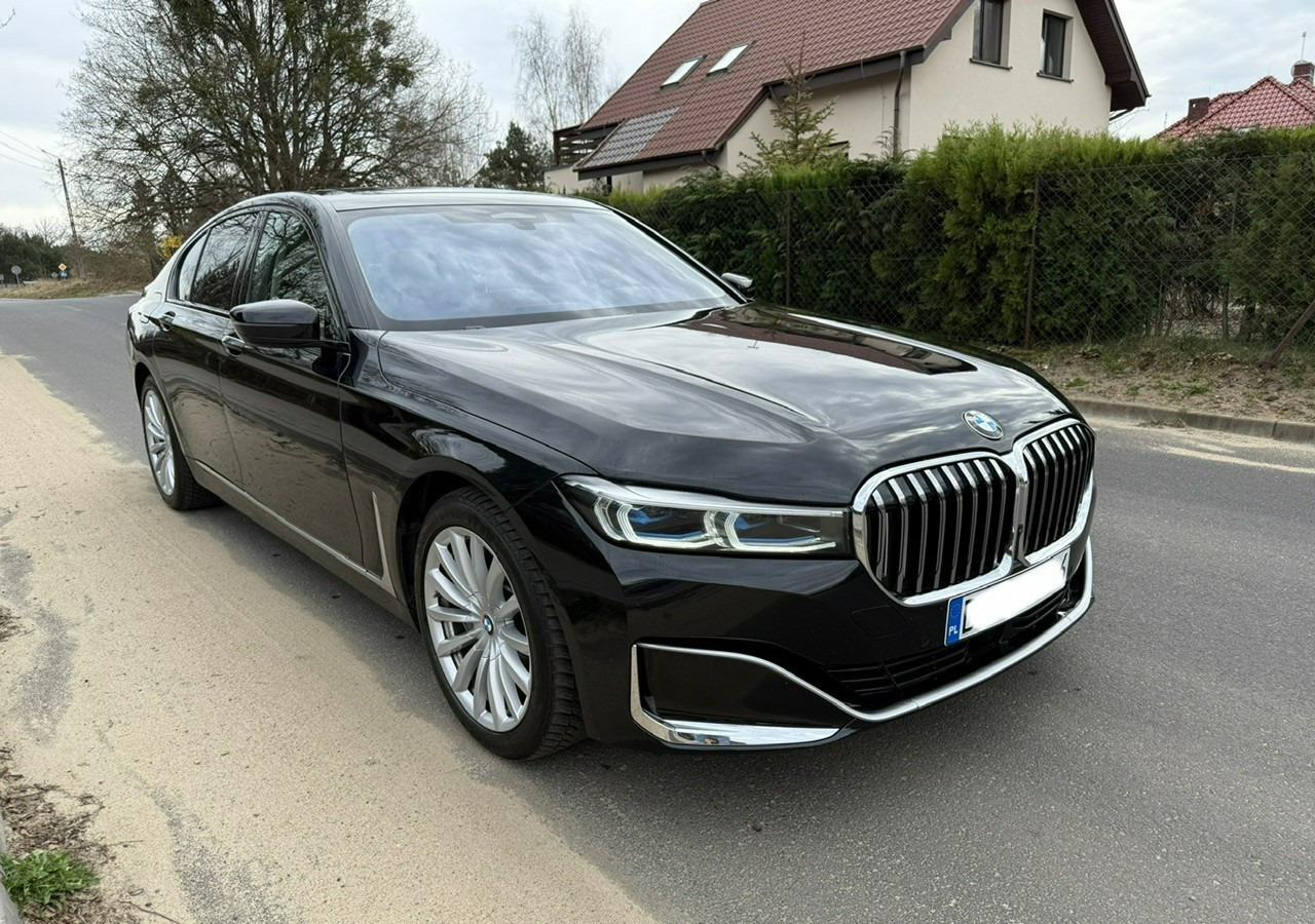 BMW SERIA 7 II (G11/G12) BMW SERIA 7 740d Xdrive 340KM Luxury+Exclusive Masaże Adaptiv Oś Lasery 2022 FV2 - Coche: foto 1 BMW SERIA 7 II (G11/G12) BMW SERIA 7 740d Xdrive 340KM Luxury+Exclusive Masaże Adaptiv Oś Lasery 2022 FV2 - Coche: foto 1