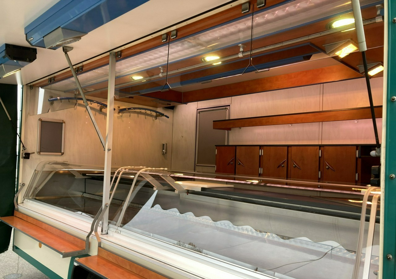 Remolque venta ambulante Inna Inny Autosklep wędlin Gastronomiczna food truck foodtruck sklep bar 2000: foto 7 Remolque venta ambulante Inna Inny Autosklep wędlin Gastronomiczna food truck foodtruck sklep bar 2000: foto 7