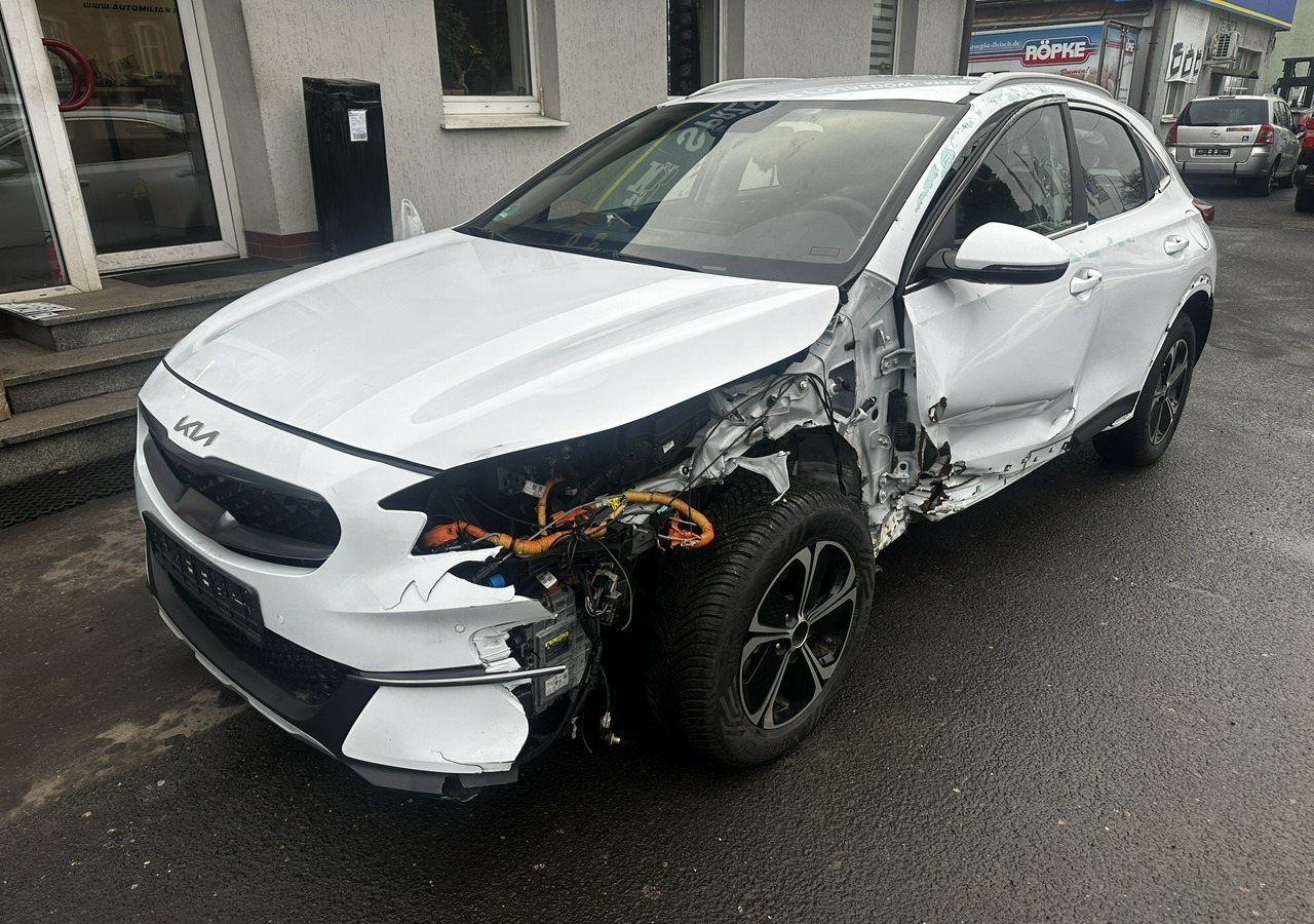 Kia Xceed 1.6 GDI Hybryda Plug-in 50 km na prądzie 2022 - Coche: foto 4 Kia Xceed 1.6 GDI Hybryda Plug-in 50 km na prądzie 2022 - Coche: foto 4