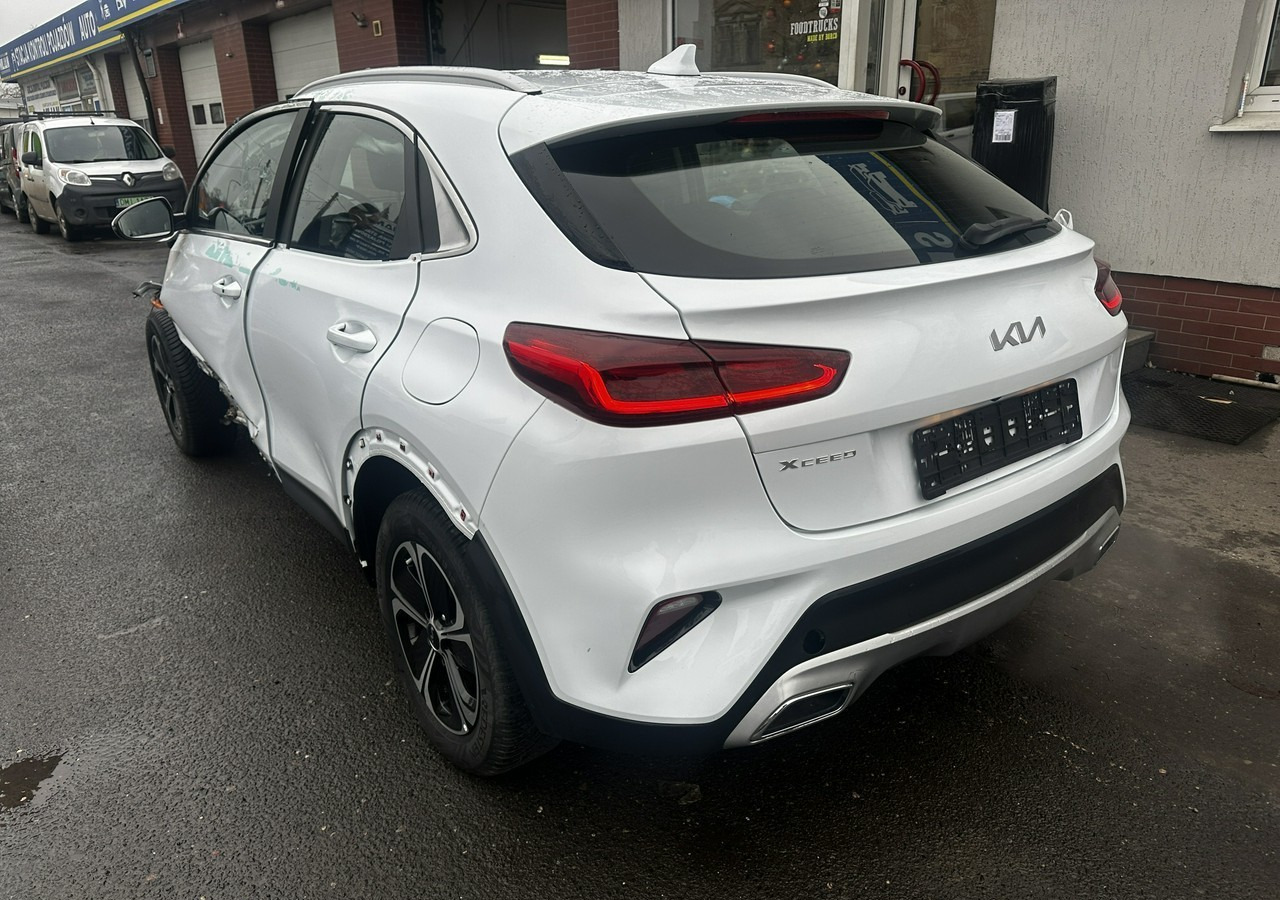 Kia Xceed 1.6 GDI Hybryda Plug-in 50 km na prądzie 2022 - Coche: foto 3 Kia Xceed 1.6 GDI Hybryda Plug-in 50 km na prądzie 2022 - Coche: foto 3