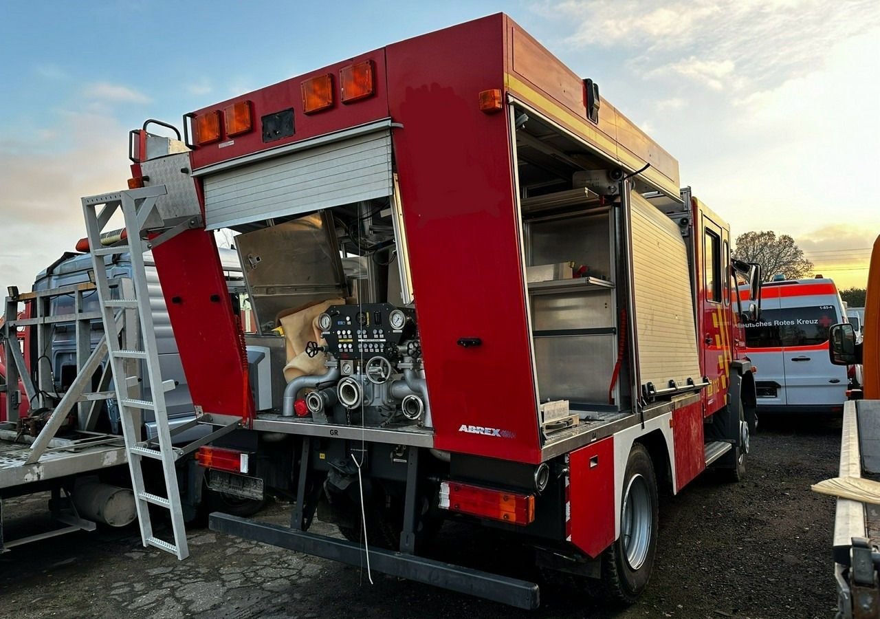 Mercedes-Benz Inny Mercedes-Benz Atego 918 Straż Pożarna 4X4 2006 - Camión de bomberos: foto 3 Mercedes-Benz Inny Mercedes-Benz Atego 918 Straż Pożarna 4X4 2006 - Camión de bomberos: foto 3
