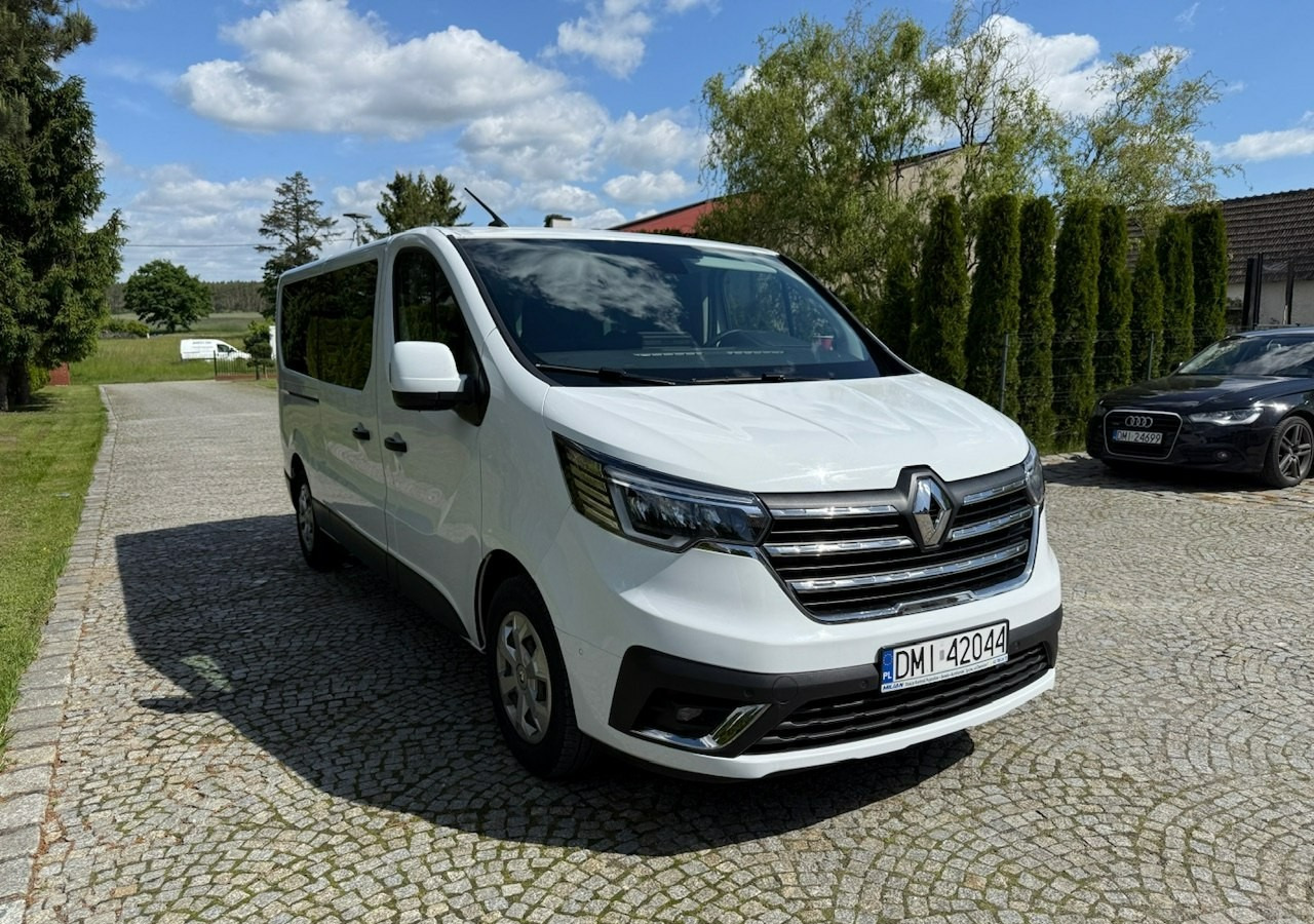 Renault Trafic III 2.0dci 110KM L2H1 LONG 9-osobowy 2xKlima Navi Kamera 2022 - Coche: foto 5 Renault Trafic III 2.0dci 110KM L2H1 LONG 9-osobowy 2xKlima Navi Kamera 2022 - Coche: foto 5
