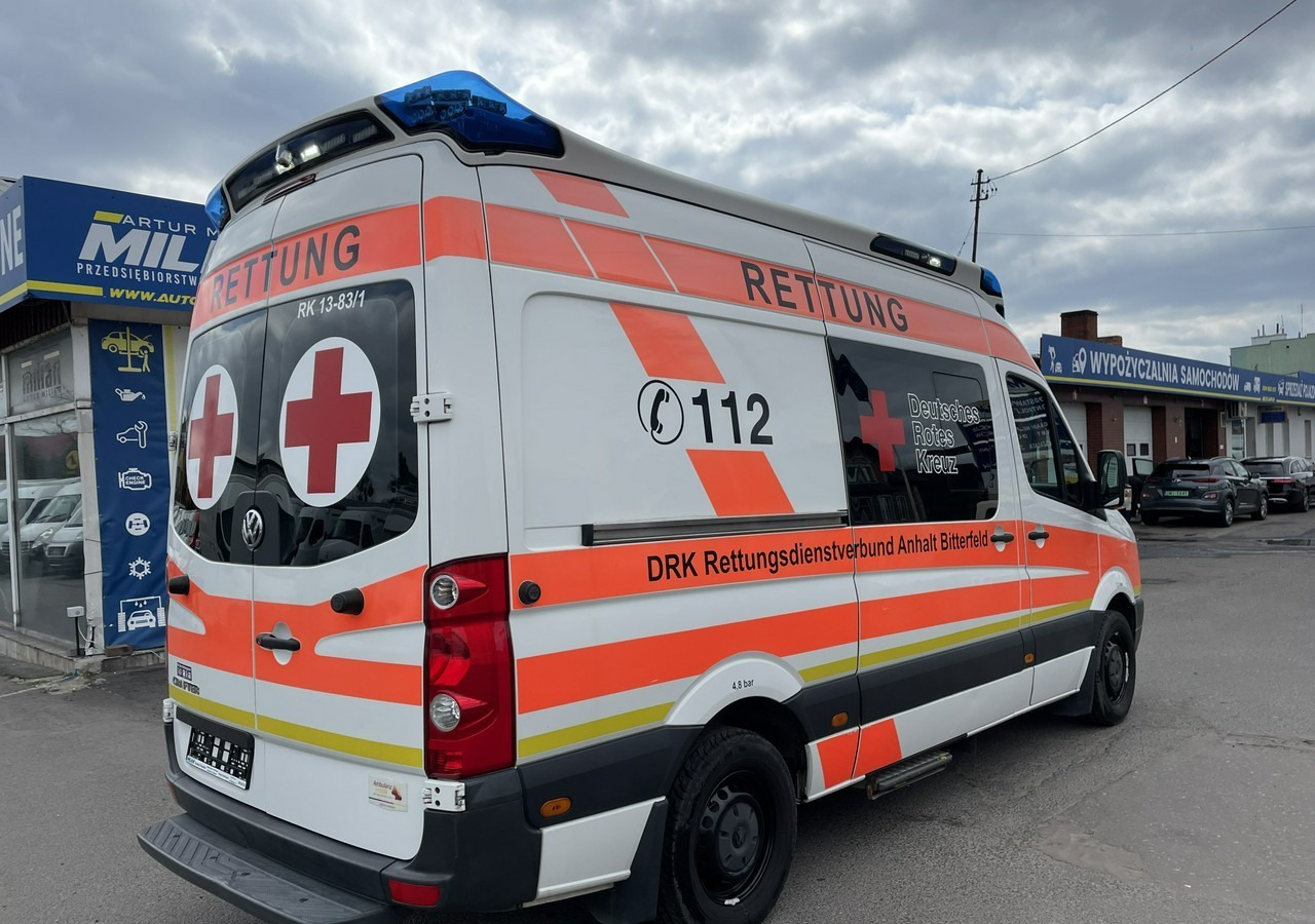 Volkswagen Crafter Crafter 2.0-163KM Karetka Ambulans Wyposażony Model 2016 - Ambulancia: foto 5 Volkswagen Crafter Crafter 2.0-163KM Karetka Ambulans Wyposażony Model 2016 - Ambulancia: foto 5