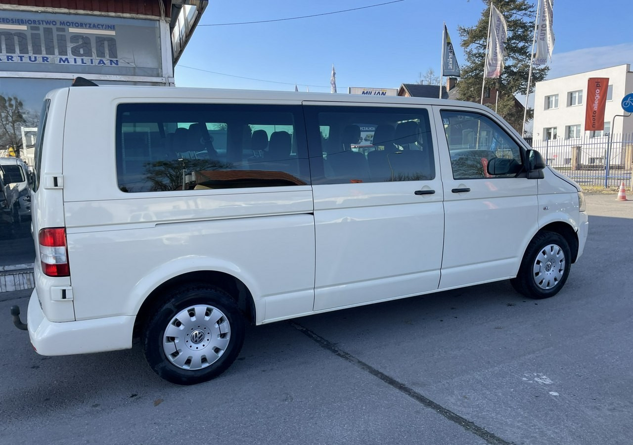 Volkswagen Inny Volkswagen Volkswagen Caravelle 2.0-140KM 2015 - Coche: foto 4 Volkswagen Inny Volkswagen Volkswagen Caravelle 2.0-140KM 2015 - Coche: foto 4