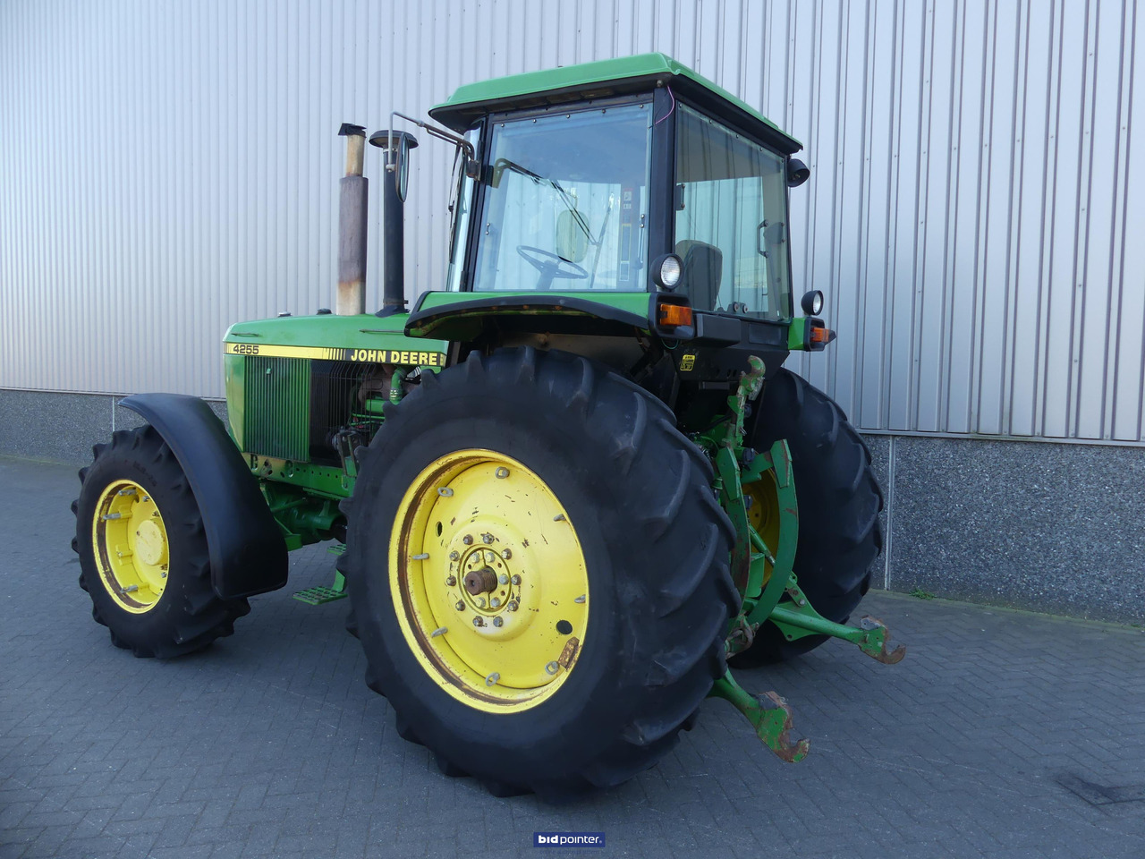 John-Deere 4255 4WD - Tractor: foto 3 John-Deere 4255 4WD - Tractor: foto 3
