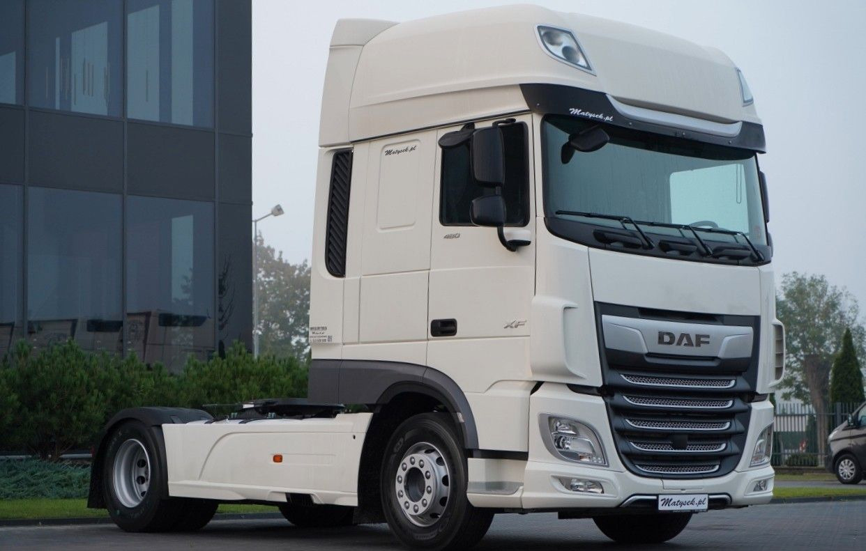 DAF XF 480 / SUPER SPACE CAB / OPONY 100% / 2021 ROK - Cabeza tractora: foto 1 DAF XF 480 / SUPER SPACE CAB / OPONY 100% / 2021 ROK - Cabeza tractora: foto 1