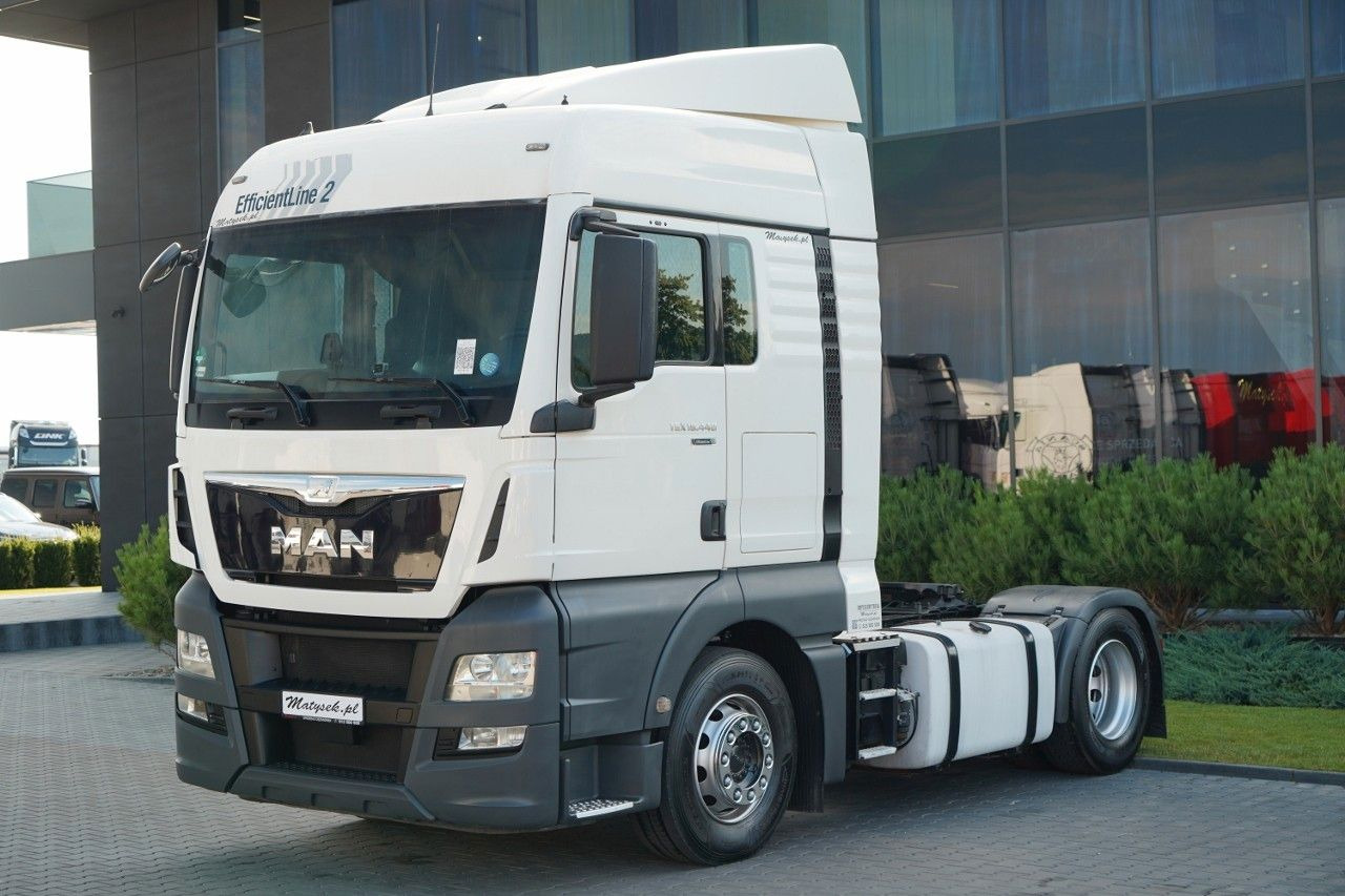 MAN TGX 18. 440 / XLX / STANDARD / 2016 ROK / MAN TGX 18. 440 / XLX / STANDARD / 2016 ROK / - Cabeza tractora: foto 4 MAN TGX 18. 440 / XLX / STANDARD / 2016 ROK / MAN TGX 18. 440 / XLX / STANDARD / 2016 ROK / - Cabeza tractora: foto 4
