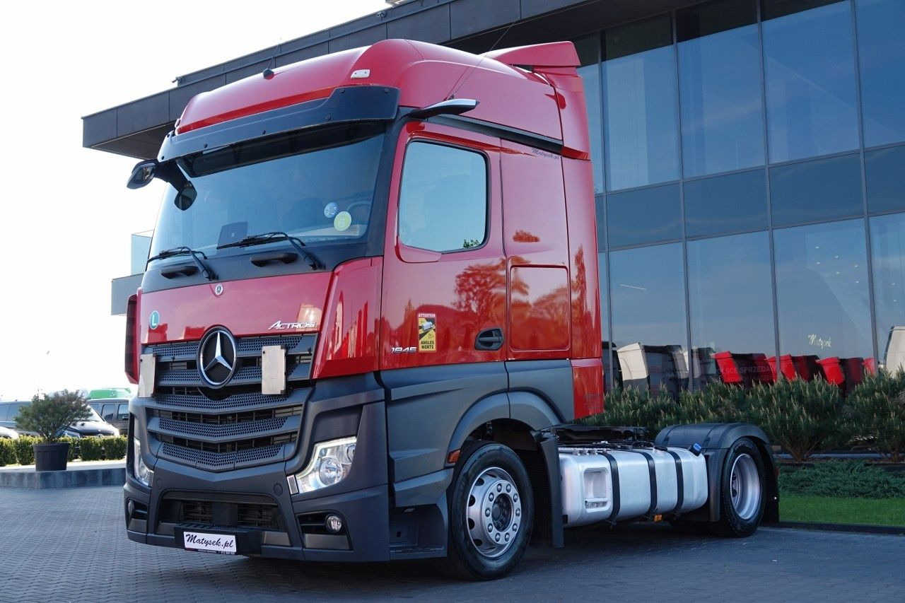 Mercedes-Benz ACTROS 1845 / LOW DECK / MEGA / BIG SPACE / PO K - Cabeza tractora: foto 2 Mercedes-Benz ACTROS 1845 / LOW DECK / MEGA / BIG SPACE / PO K - Cabeza tractora: foto 2