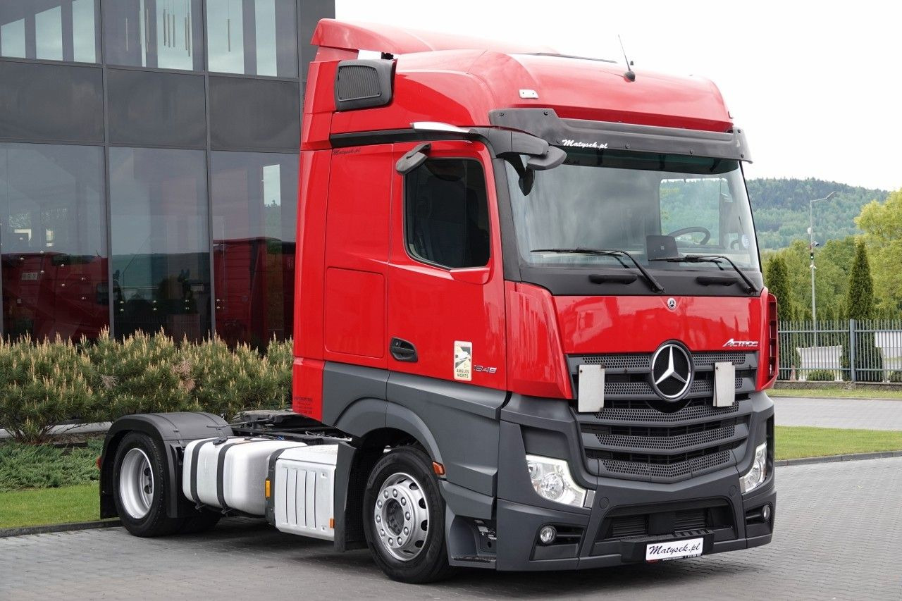 Mercedes-Benz ACTROS 1845 / LOW DECK / MEGA / BIG SPACE / PO K - Cabeza tractora: foto 1 Mercedes-Benz ACTROS 1845 / LOW DECK / MEGA / BIG SPACE / PO K - Cabeza tractora: foto 1
