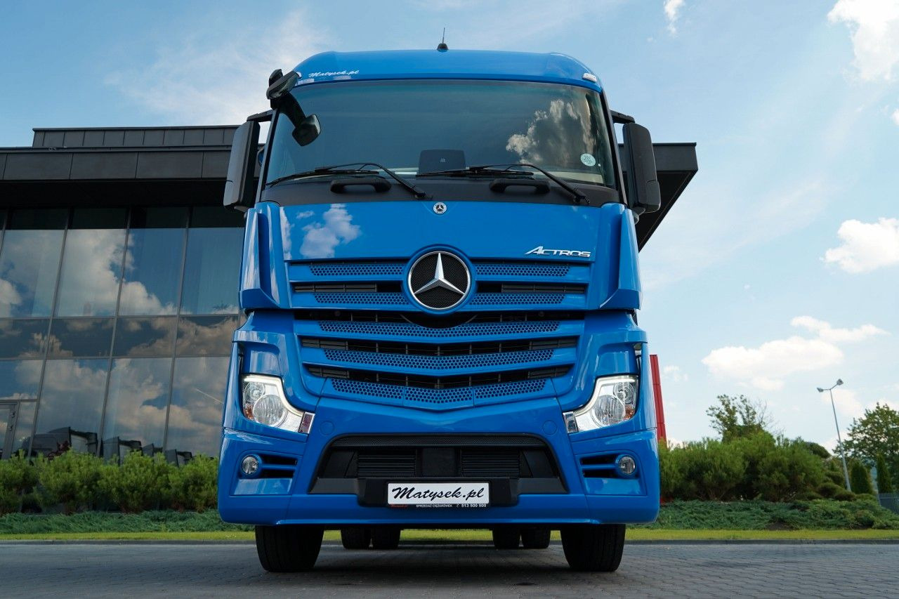 Mercedes-Benz ACTROS 1848 / MP5 / HYDRAULIKA / PEŁNY ADR / ALU - Cabeza tractora: foto 3 Mercedes-Benz ACTROS 1848 / MP5 / HYDRAULIKA / PEŁNY ADR / ALU - Cabeza tractora: foto 3