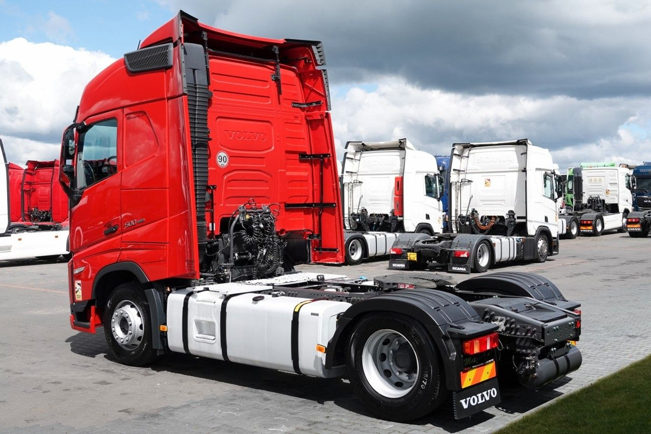 Volvo FH 500 / I-PARK COOL / I-SAVE / NOWY MODEL / P - Cabeza tractora: foto 4 Volvo FH 500 / I-PARK COOL / I-SAVE / NOWY MODEL / P - Cabeza tractora: foto 4