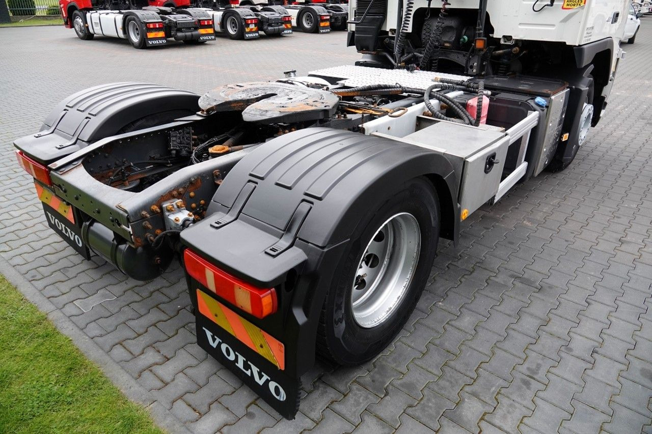 Cabeza tractora Volvo FM 450 / ADR / HYDRAULIKA / WAGA: 6900KG / EURO: foto 11 Cabeza tractora Volvo FM 450 / ADR / HYDRAULIKA / WAGA: 6900KG / EURO: foto 11