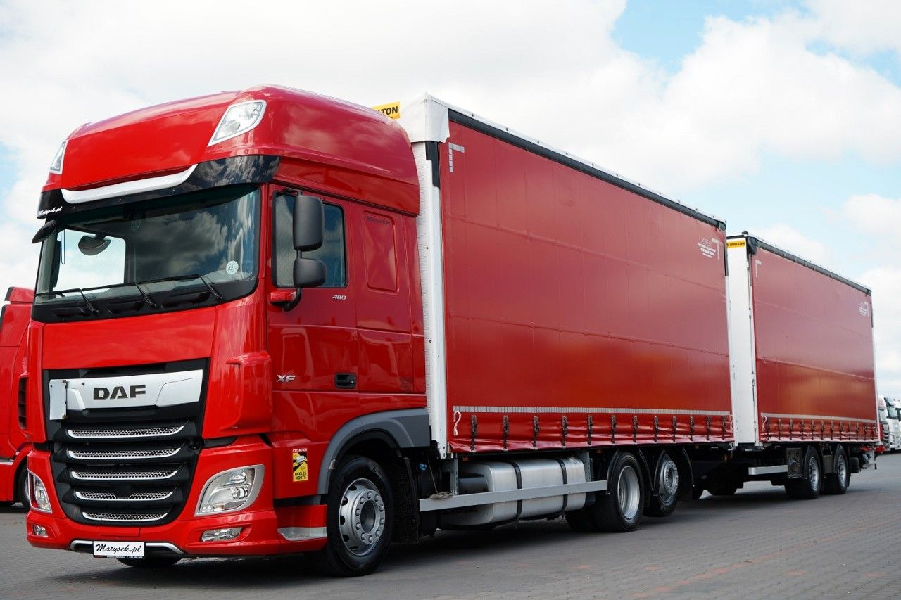 DAF XF 480 / ZESTAW TANDEM / 120 M3 / PRZEJAZDOWY / - Camión lona: foto 2 DAF XF 480 / ZESTAW TANDEM / 120 M3 / PRZEJAZDOWY / - Camión lona: foto 2
