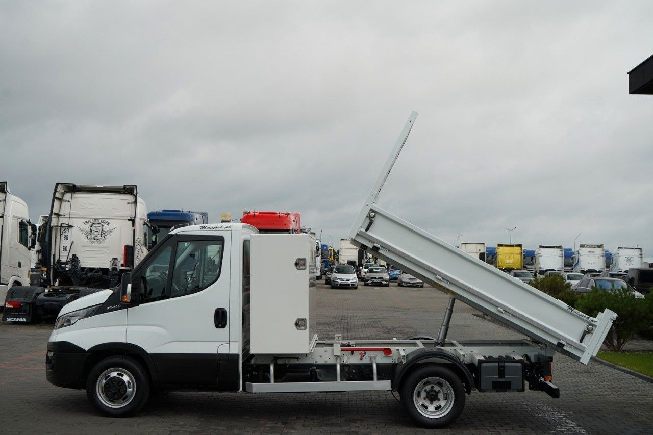 Iveco 35-140 / WYWROTKA TYLNOZSYPOWA / BLIŹNIAK / SKRZ - Furgoneta basculante: foto 5 Iveco 35-140 / WYWROTKA TYLNOZSYPOWA / BLIŹNIAK / SKRZ - Furgoneta basculante: foto 5