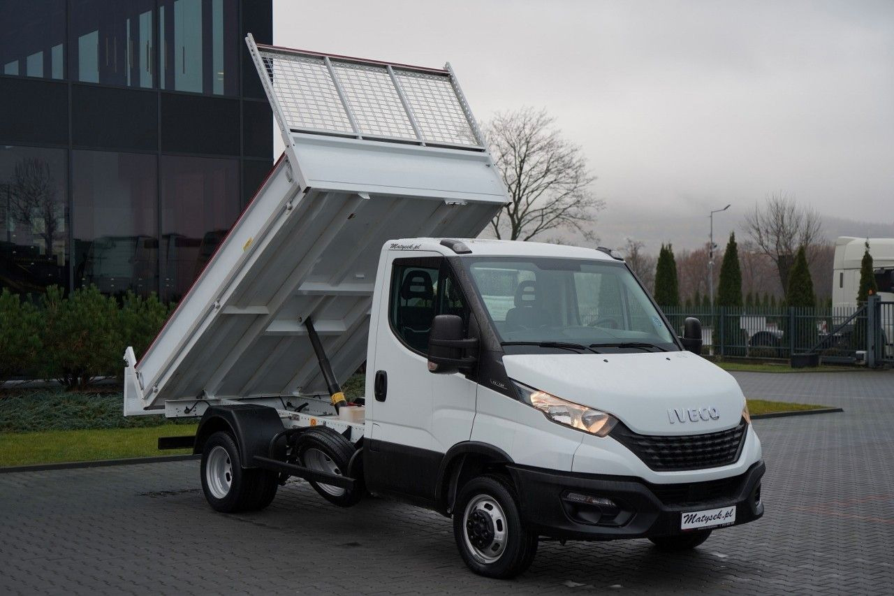 Iveco DAILY 35-140 / WYWROTKA TYLNOZSYPOWA / BLIŹNIAK - Furgoneta basculante: foto 3 Iveco DAILY 35-140 / WYWROTKA TYLNOZSYPOWA / BLIŹNIAK - Furgoneta basculante: foto 3