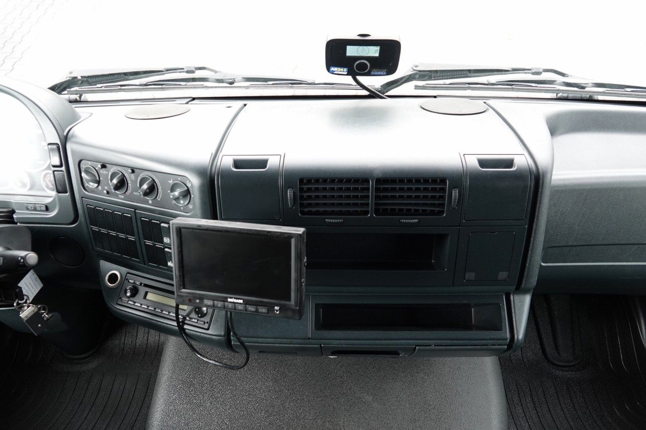 Camión frigorífico MAN TGM 12.290 / 4x2 / CHŁODNIA 6,5 M / AGREGAT: foto 15