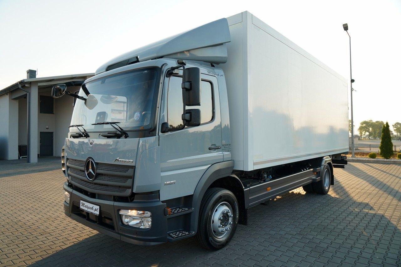 Mercedes-Benz ATEGO 1521 / IZOTERMA / KONTENER / WINDA BAR - - Furgoneta frigorifica: foto 5 Mercedes-Benz ATEGO 1521 / IZOTERMA / KONTENER / WINDA BAR - - Furgoneta frigorifica: foto 5