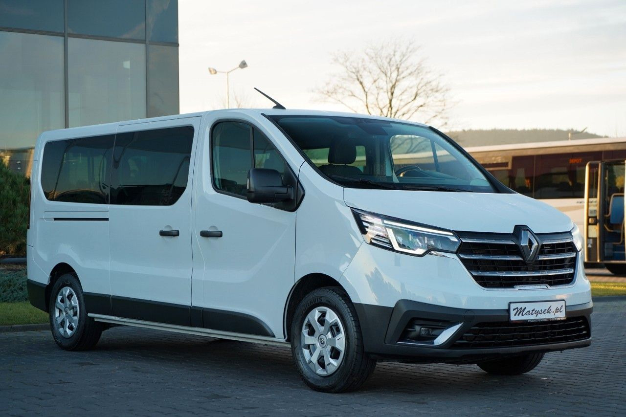 Renault TRAFIC III / BUS / 9 MIEJSC / PIERWSZY WŁAŚCICIE - Furgoneta de pasajeros: foto 2 Renault TRAFIC III / BUS / 9 MIEJSC / PIERWSZY WŁAŚCICIE - Furgoneta de pasajeros: foto 2