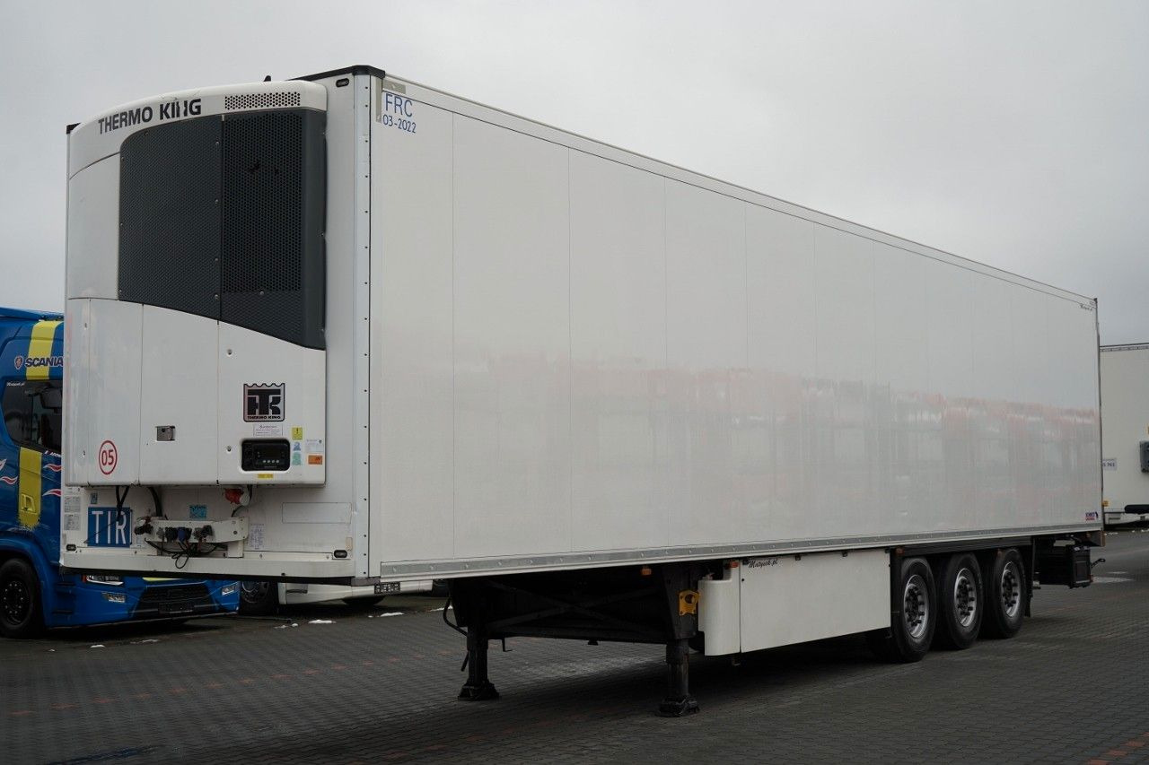 Schmitz Cargobull CHŁODNIA / THERMO KING / HAKÓWKA / OŚ PODNOSZO - Semirremolque frigorífico: foto 1 Schmitz Cargobull CHŁODNIA / THERMO KING / HAKÓWKA / OŚ PODNOSZO - Semirremolque frigorífico: foto 1