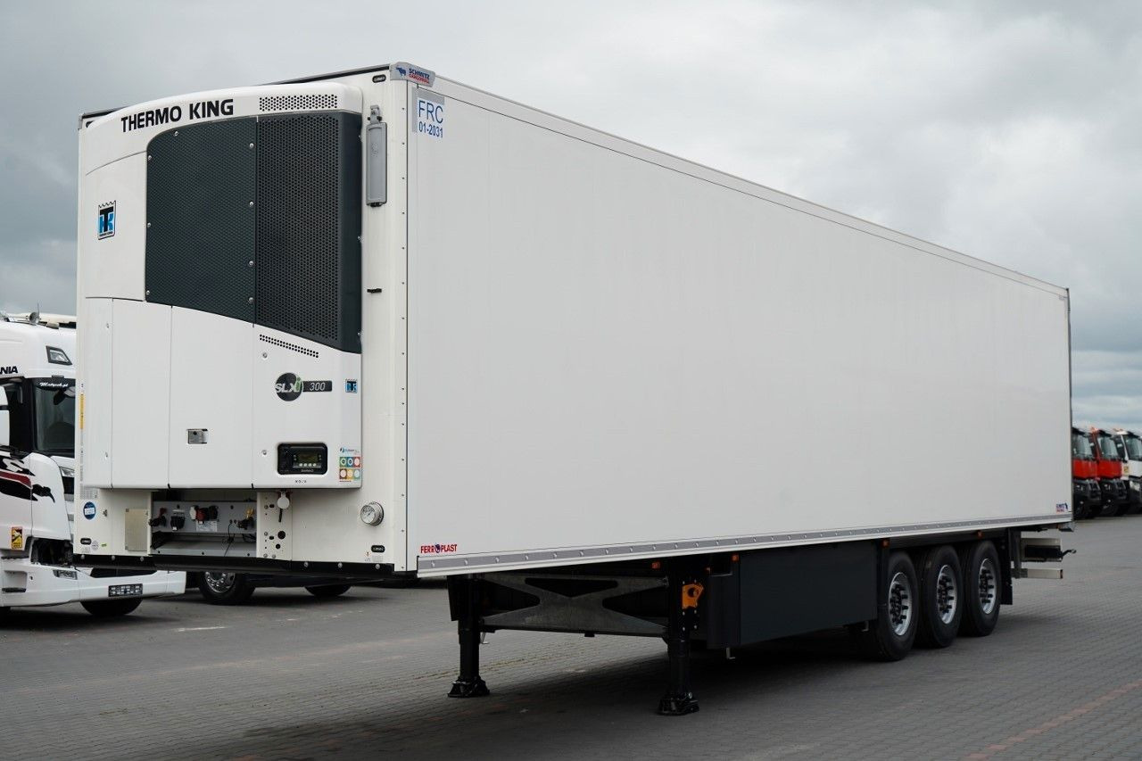 Schmitz Cargobull CHŁODNIA / THERMO KING SLX 300 / DOPPELSTOCK / - Semirremolque frigorífico: foto 2 Schmitz Cargobull CHŁODNIA / THERMO KING SLX 300 / DOPPELSTOCK / - Semirremolque frigorífico: foto 2