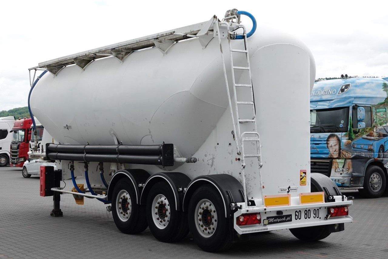 Spitzer CEMENTONACZEPA / 37 000 L / SILOS / 3 KOMORY - Semirremolque silo: foto 5 Spitzer CEMENTONACZEPA / 37 000 L / SILOS / 3 KOMORY - Semirremolque silo: foto 5