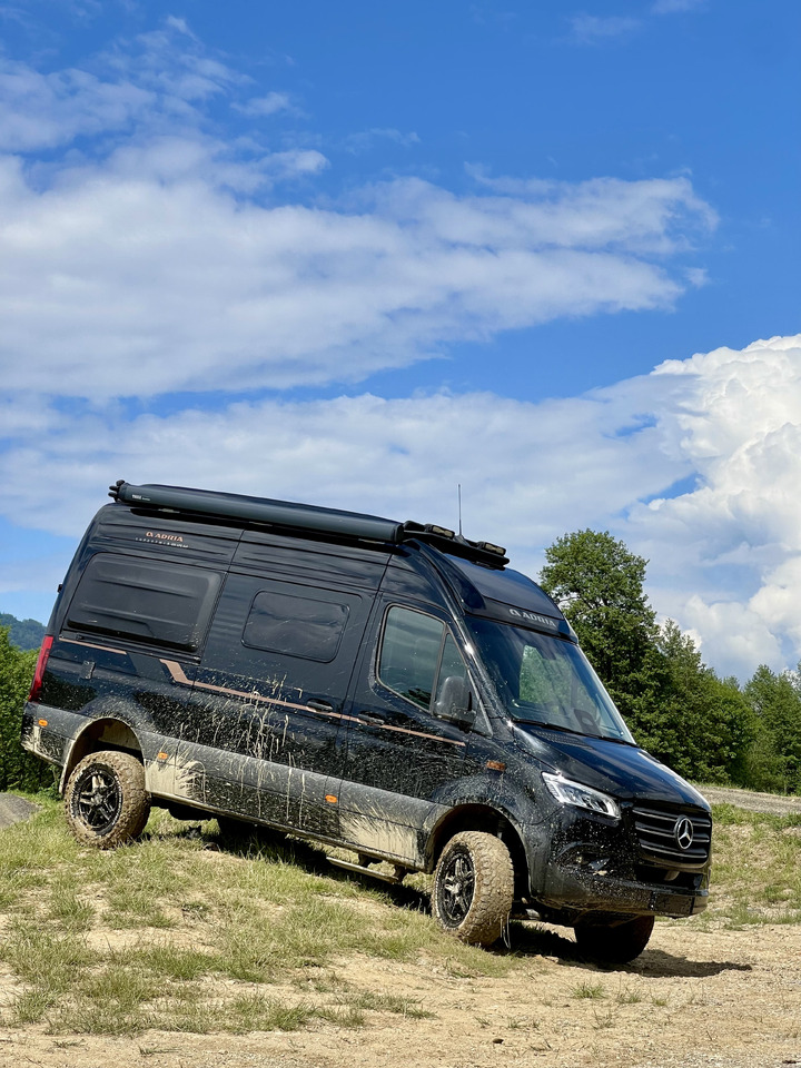 ADRIA Super Twin 600 SP - Cámper: foto 1 ADRIA Super Twin 600 SP - Cámper: foto 1