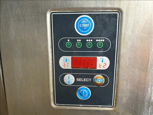 IWM EDI13A Utensil washer - Maquinaria de alimentación: foto 5 IWM EDI13A Utensil washer - Maquinaria de alimentación: foto 5