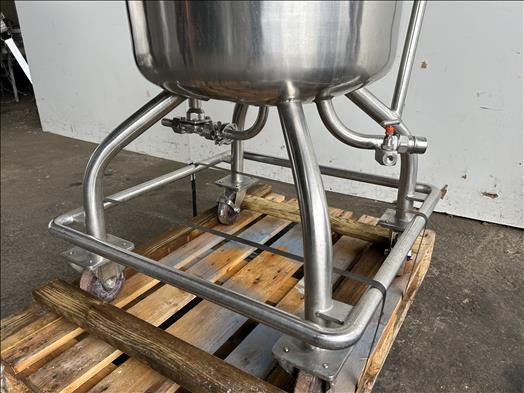 Quinn Holding tank - Maquinaria de alimentación: foto 4 Quinn Holding tank - Maquinaria de alimentación: foto 4