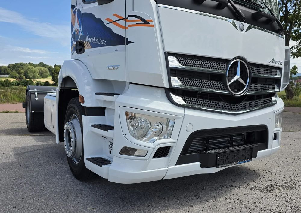 Mercedes-Benz ANTOS 1827 / ATEGO / ACTROS / E6 / ROZSTAW OSI 3.75M / WYWROT / BECZKA / UTRZYMANIE DRÓG / HAKOWIEC / SPROWADZONY / PIERWSZY WŁAŚCICIEL / STAN BDB - Camión chasis: foto 4 Mercedes-Benz ANTOS 1827 / ATEGO / ACTROS / E6 / ROZSTAW OSI 3.75M / WYWROT / BECZKA / UTRZYMANIE DRÓG / HAKOWIEC / SPROWADZONY / PIERWSZY WŁAŚCICIEL / STAN BDB - Camión chasis: foto 4