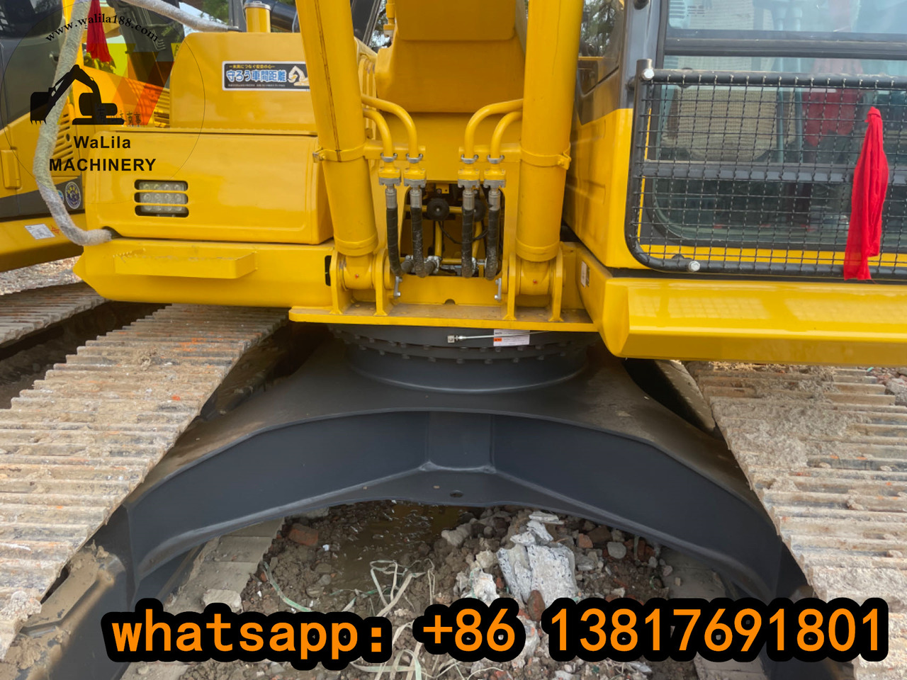 KOMATSU PC200-8 - Excavadora de cadenas: foto 4 KOMATSU PC200-8 - Excavadora de cadenas: foto 4