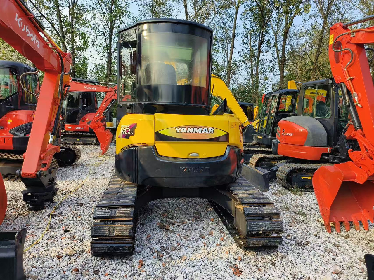 YANMAR VIO45 - Miniexcavadora: foto 2 YANMAR VIO45 - Miniexcavadora: foto 2