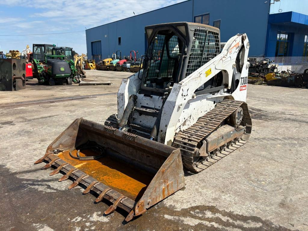 Bobcat T 300 - Minicargadora: foto 1 Bobcat T 300 - Minicargadora: foto 1