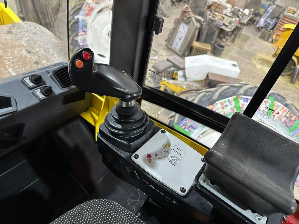 Leasing de Bomag BW219 DH5+3D Trimble GPS  Bomag BW219 DH5+3D Trimble GPS: foto 14