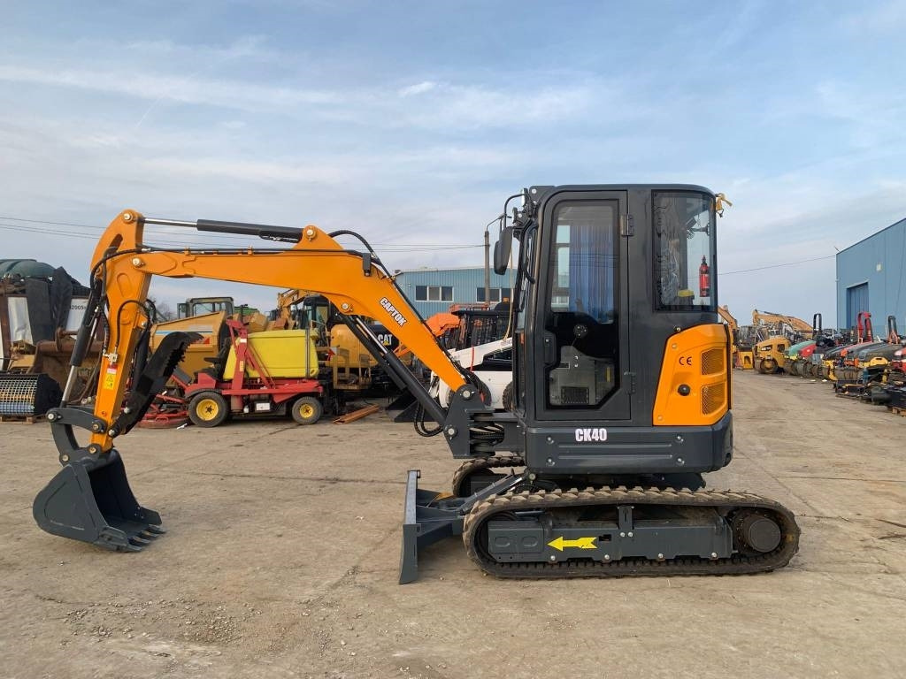 Captok 40 NEW - Miniexcavadora: foto 2 Captok 40 NEW - Miniexcavadora: foto 2
