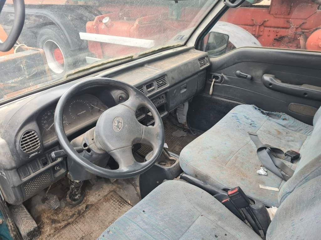 Hyundai H 100  - Camión caja abierta: foto 5 Hyundai H 100  - Camión caja abierta: foto 5