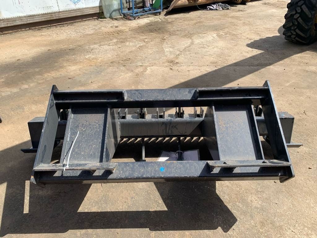 Wolverine RPR-12-72W - Implemento para Maquinaria de construcción: foto 2 Wolverine RPR-12-72W - Implemento para Maquinaria de construcción: foto 2