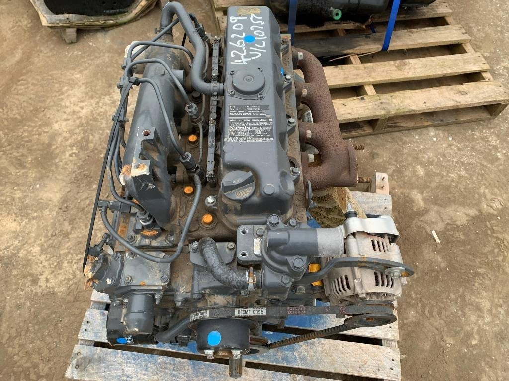 Kubota V 2203 ENGINE - Motor para Maquinaria de construcción: foto 3 Kubota V 2203 ENGINE - Motor para Maquinaria de construcción: foto 3