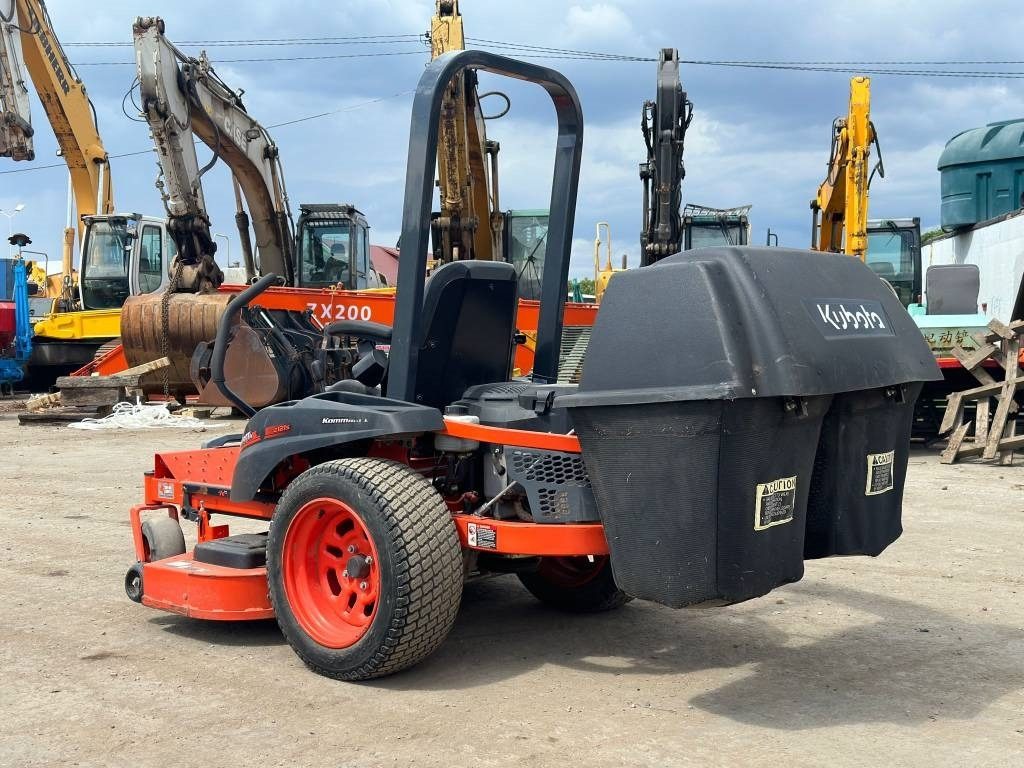 Kubota Z121S - Cortacésped: foto 3 Kubota Z121S - Cortacésped: foto 3