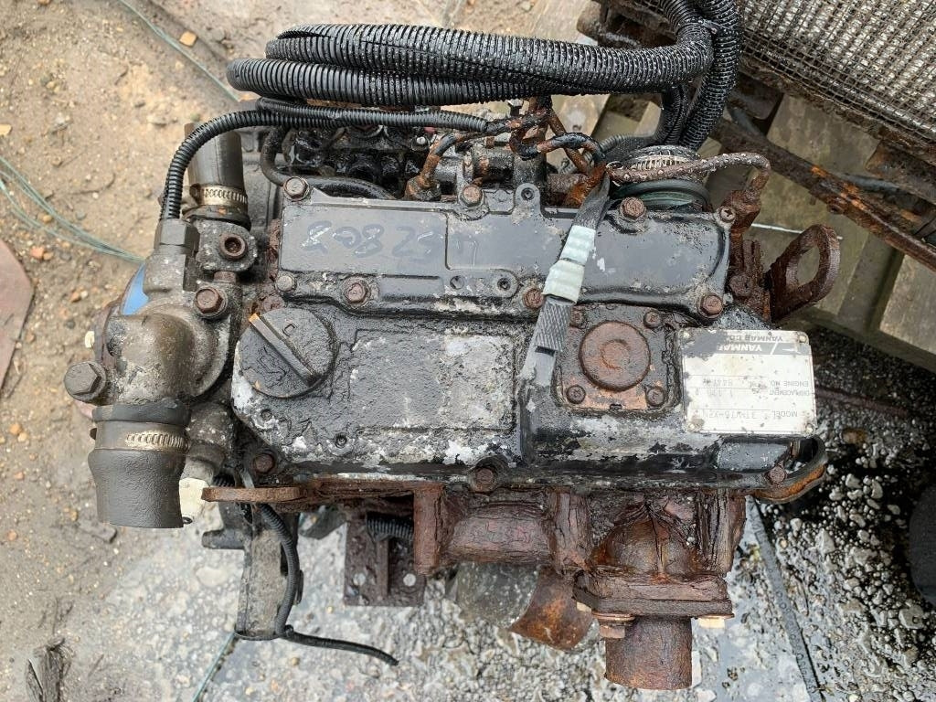 Yanmar 3TNV76 ENGINE - Motor para Maquinaria de construcción: foto 1 Yanmar 3TNV76 ENGINE - Motor para Maquinaria de construcción: foto 1