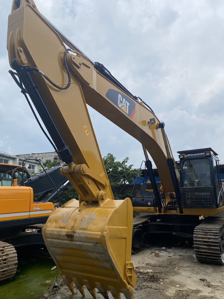 Caterpillar 330D - Excavadora de cadenas: foto 1 Caterpillar 330D - Excavadora de cadenas: foto 1