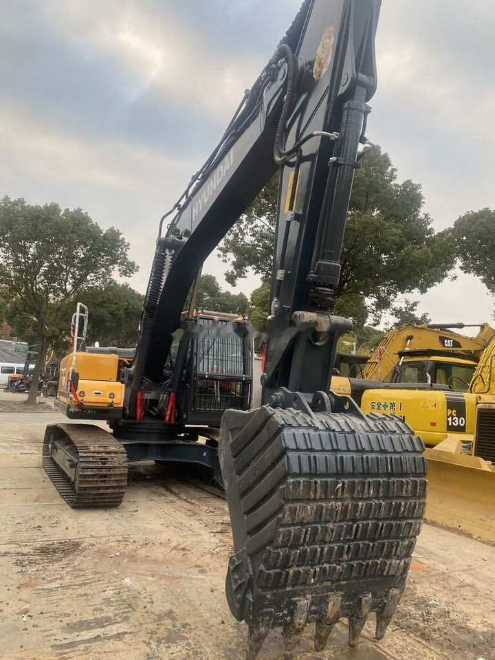 Hyundai 220LC-9S - Excavadora de cadenas: foto 4 Hyundai 220LC-9S - Excavadora de cadenas: foto 4