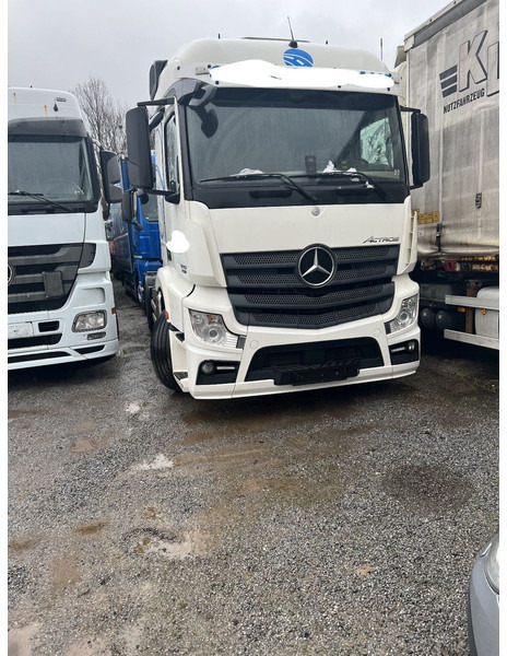 Mercedes-Benz 1842 LS Actros 1-Hand - Cabeza tractora: foto 1 Mercedes-Benz 1842 LS Actros 1-Hand - Cabeza tractora: foto 1