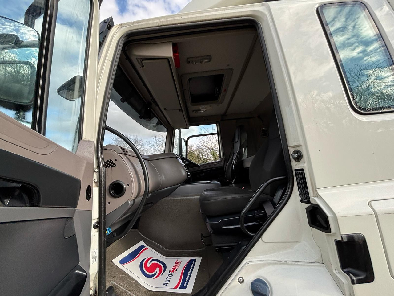 Cabeza tractora 2018 DAF CF 450: foto 17