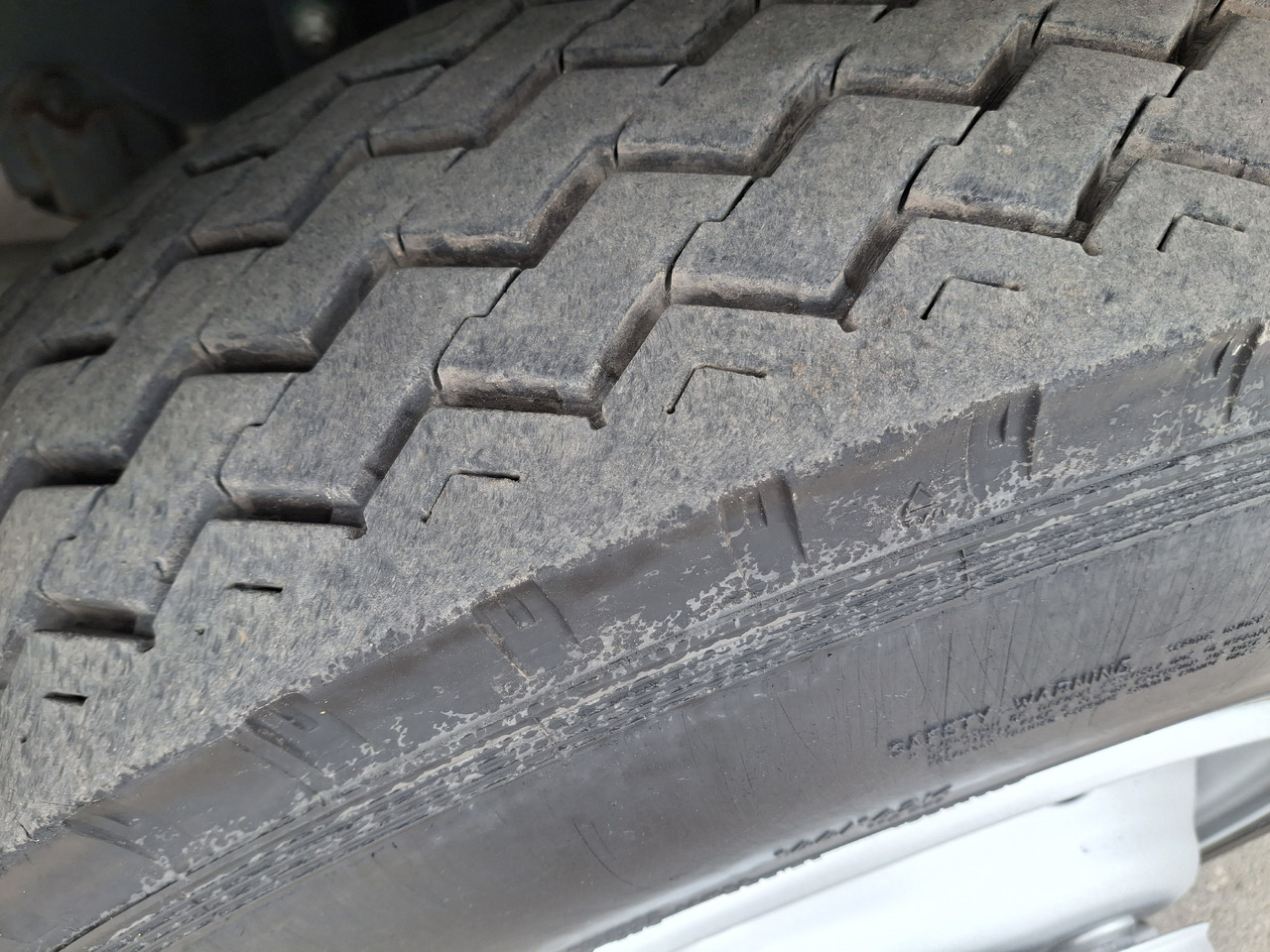 Barredora vial MERCEDES-BENZ Atego 1523 Zamiatarka Kehrmaschine Schmidt SK600 Karcher 2 Motoren Euro 6 PM10 Rura Do Liści: foto 19 Barredora vial MERCEDES-BENZ Atego 1523 Zamiatarka Kehrmaschine Schmidt SK600 Karcher 2 Motoren Euro 6 PM10 Rura Do Liści: foto 19