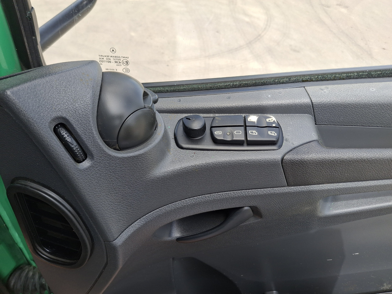 Barredora vial MERCEDES-BENZ Atego 1523 Zamiatarka Kehrmaschine Schmidt SK600 Karcher 2 Motoren Euro 6 PM10 Rura Do Liści: foto 37 Barredora vial MERCEDES-BENZ Atego 1523 Zamiatarka Kehrmaschine Schmidt SK600 Karcher 2 Motoren Euro 6 PM10 Rura Do Liści: foto 37