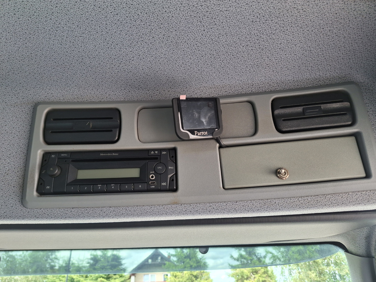 Barredora vial MERCEDES-BENZ Atego 1523 Zamiatarka Kehrmaschine Schmidt SK600 Karcher 2 Motoren Euro 6 PM10 Rura Do Liści: foto 35 Barredora vial MERCEDES-BENZ Atego 1523 Zamiatarka Kehrmaschine Schmidt SK600 Karcher 2 Motoren Euro 6 PM10 Rura Do Liści: foto 35