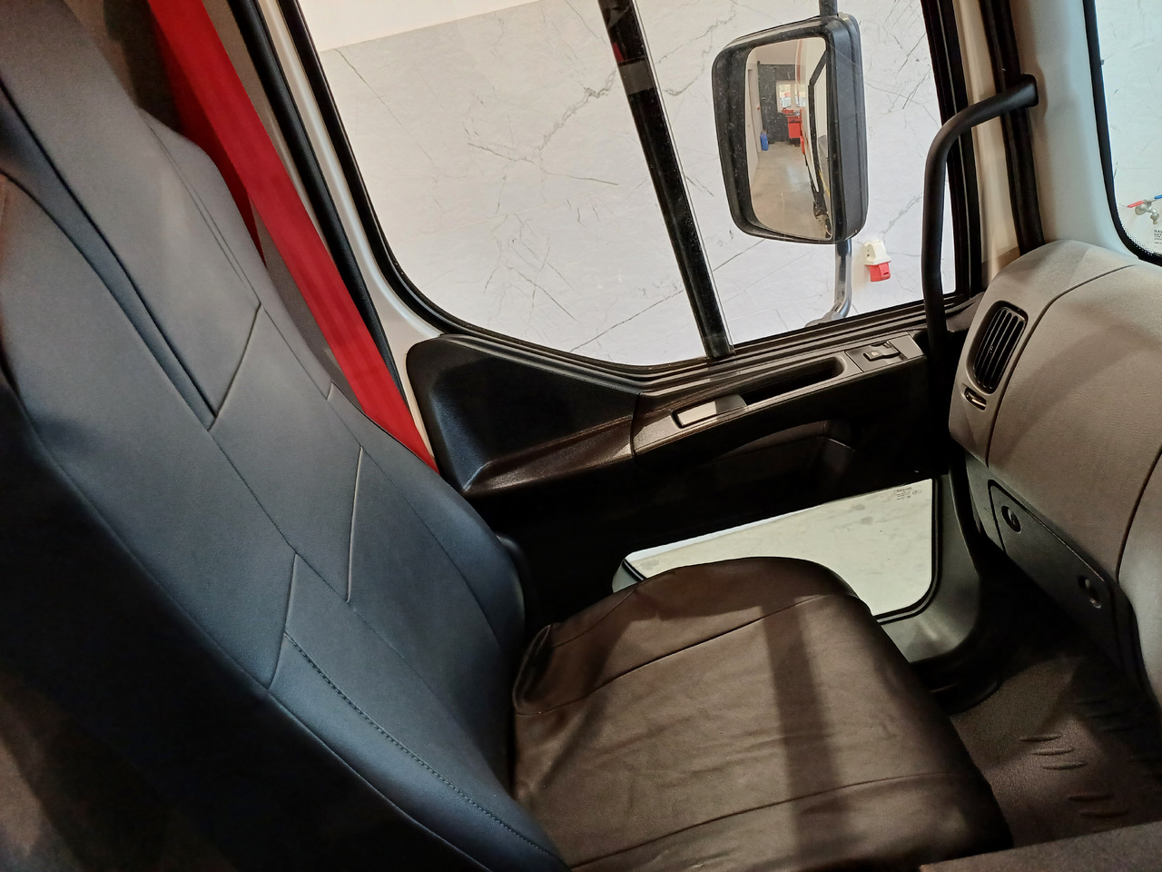 Barredora vial RENAULT D12 Zamiatarka Kehrmaschine 2 Motoren SEMAT Zoeller Szczotki L/R Euro 6 PM10 2017r: foto 28