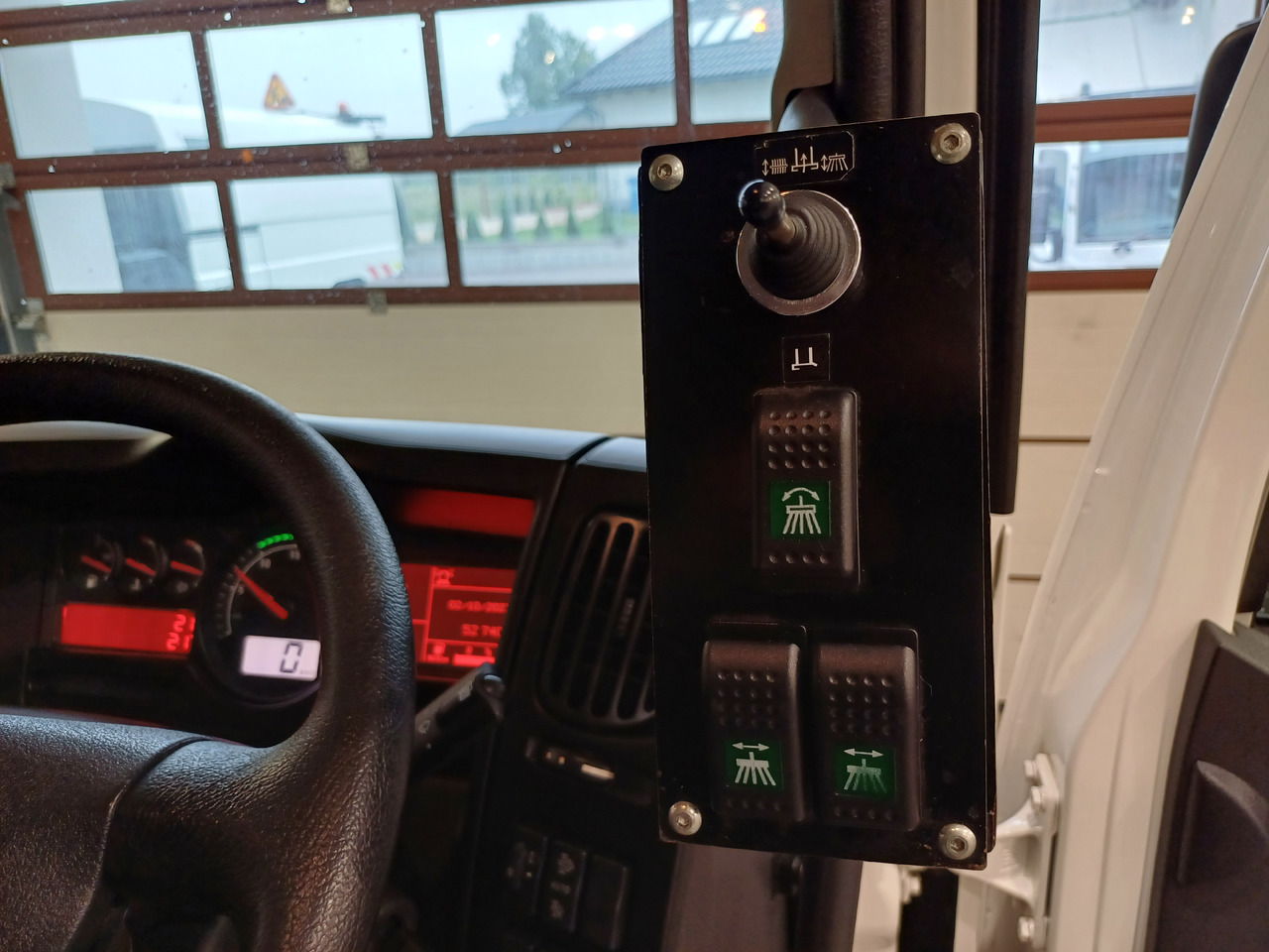 Barredora vial RENAULT D12 Zamiatarka Kehrmaschine 2 Motoren SEMAT Zoeller Szczotki L/R Euro 6 PM10 2017r: foto 27